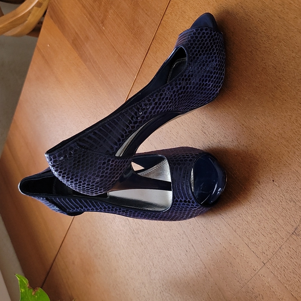 WHBM Heels